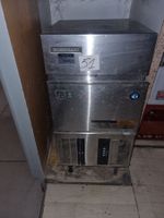1 machine à glaçons HOSHIZAKI