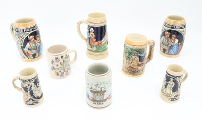 Lot de chopes en grès et céramiques émaillées, décors variés…