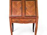 an image of a small wooden desk with drawers and drawers