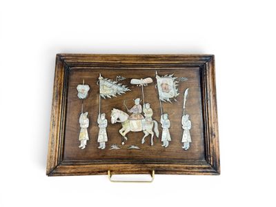 l'image d'un tableau dans un cadre en bois représentant un homme à cheval
