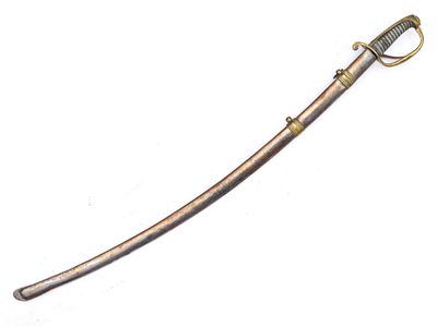 une image d'une épée exposée