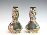 paire de vases peints à la main, ornés de fleurs et de feuilles bleues