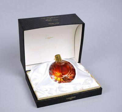 LANCÔME, Paris - LA COLLECTION DE MAGIE NOIRE