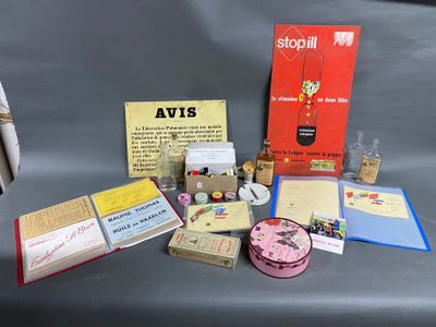 a lot of items that are sitting on a table