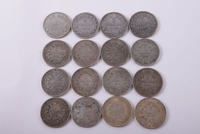 16 pièces de 5 FF en argent Poids : 396.