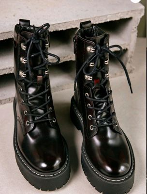 Lot à retirer à Décines-Charpieu (69150) du lundi au vendred… - Photo 1