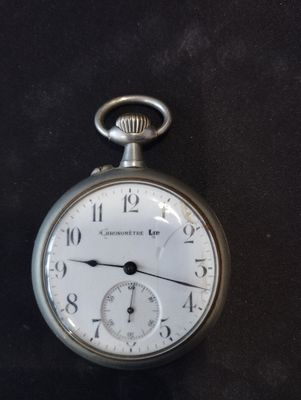 LIP montre à gousset, cadran fissuré.