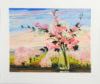 un tableau représentant des fleurs roses dans un vase posé sur le rebord d'une fenêtre