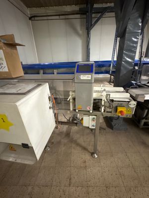 une image d'une machine dans une usine