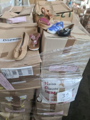 Palette de cartons – Environ 210 kg