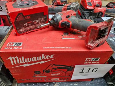 une boîte de Milwaukee Milwaukee Milwaukee Milwaukee Milwaukee Milwaukee Milwaukee Milwaukee Milwaukee Milwaukee Milwaukee Milwaukee Milwaukee Milwaukee Milwaukee Milwaukee Milwaukee Milwaukee Milwaukee Milwaukee Milwaukee Milwaukee Milwaukee Milwaukee Milwaukee Milwaukee Milwaukee Milwaukee Milwaukee Milwaukee Milwaukee Milwaukee Milwaukee
