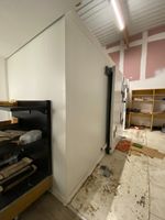 Une chambre froide 25m2 en panneaux isolants, 1 porte coulis… (photo 3)
