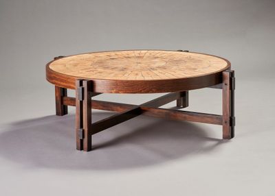 an image of a coffee table with a circular top