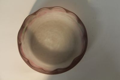 MULLER FRERES – LUNEVILLE Coupe à corps circulaire et col po…