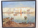 une peinture représentant une scène portuaire avec des bateaux dans l'eau