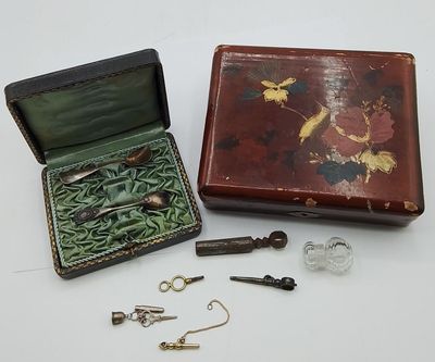 Trois clefs de montres XIXème siècle.