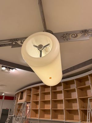 Luminaire en forme de réacteur en PVC blanc translucide et m…