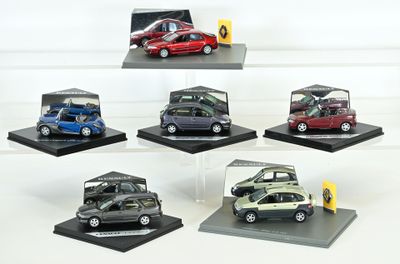 RENAULT COLLECTION, et Universal Hobbies,6 voitures au 1/43ème, état n - Photo 1