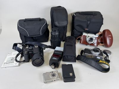 Lot photographique comprenant : - Photo 1