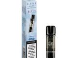 un gros plan sur un flacon de e-liquide à côté d'une boîte de e-liquide