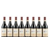 six bouteilles de vin rouge alignées