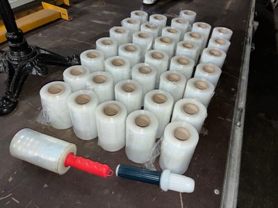 Lot de 37 mini bobines de 150 m de film étirable pour filmag…