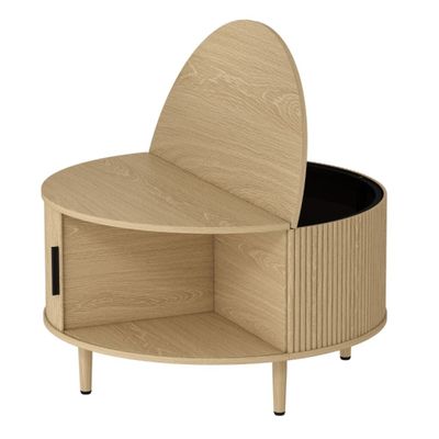 un gros plan d'une petite table ronde avec un plateau en bois