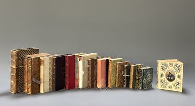 LOT de livres XIXe et XXe siècle comprenant :