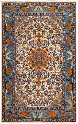 un tapis oriental avec un motif de médaillon sur fond blanc