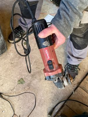 meuleuse INVENTIV. Lot vendu en l'état sans aucune garantie,…