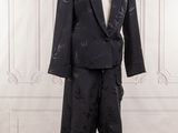 an image of a suit on a mannequin mannequin