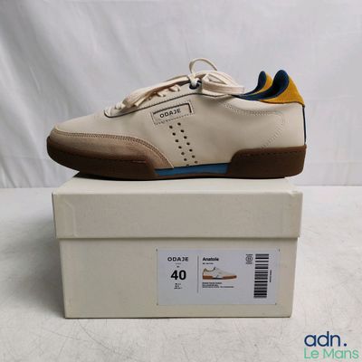 Baskets Nike Air Force II Low Top en blanc et bleu