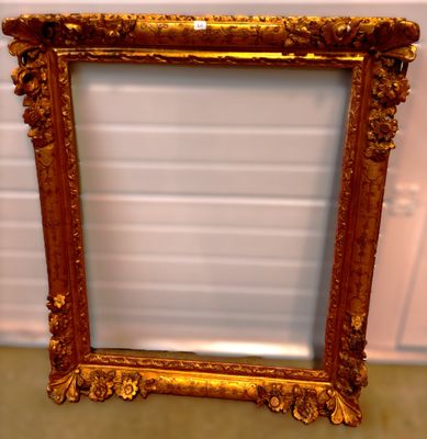 Cadre en bois sculpté redoré époque régence Dim Ext 102 X 83…