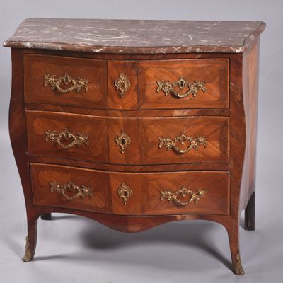 commode ancienne en bois avec dessus en marbre