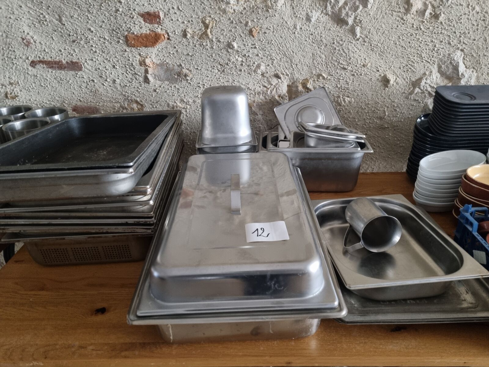 1 lot de bacs gastro diverses tailles