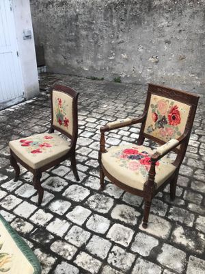 Chaise et fauteuil garniture florale, Vendu sur désignation,…