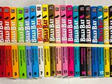 un grand nombre de livres alignés sur une étagère