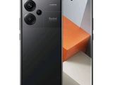 un gros plan d'un téléphone noir muni d'un appareil photo à l'arrière