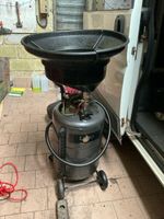 Un récupérateur d'huile mobile LURO à cuve de 70 litres (bol…
