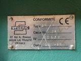 a sign on the side of a wall that says conformite