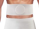 une image représentant un homme avec une ceinture sur le dos