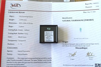 une photo d'un document sur lequel figure l'image d'un téléphone portable