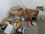 a lot of boxes and other items that are on the floor