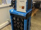 l'image d'une machine installée dans une pièce