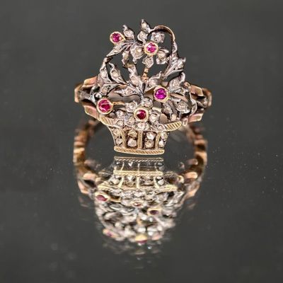 une image représentant une bague sertie de diamants et de rubis