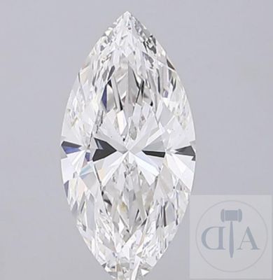 un diamant en forme de poire sur fond blanc