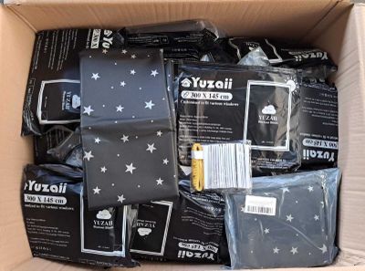 377 / 1 palette de 112 kg de mix (rideaux occultant 30… - Photo 1