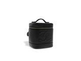 trousse de maquillage en cuir noir avec un logo sur le devant