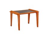 une petite table en bois avec un plateau en verre sur fond blanc