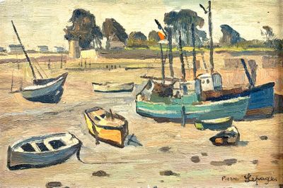 many boats that are sitting in the sand